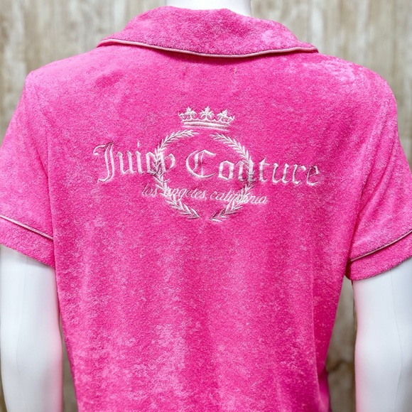 Juicy Couture Electric Pink Velour Shorts Set [H7] - Picture 5 of 8